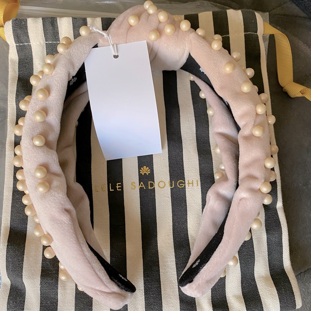Lele Sadoughi Blush Pink Velvet Pearl Headband